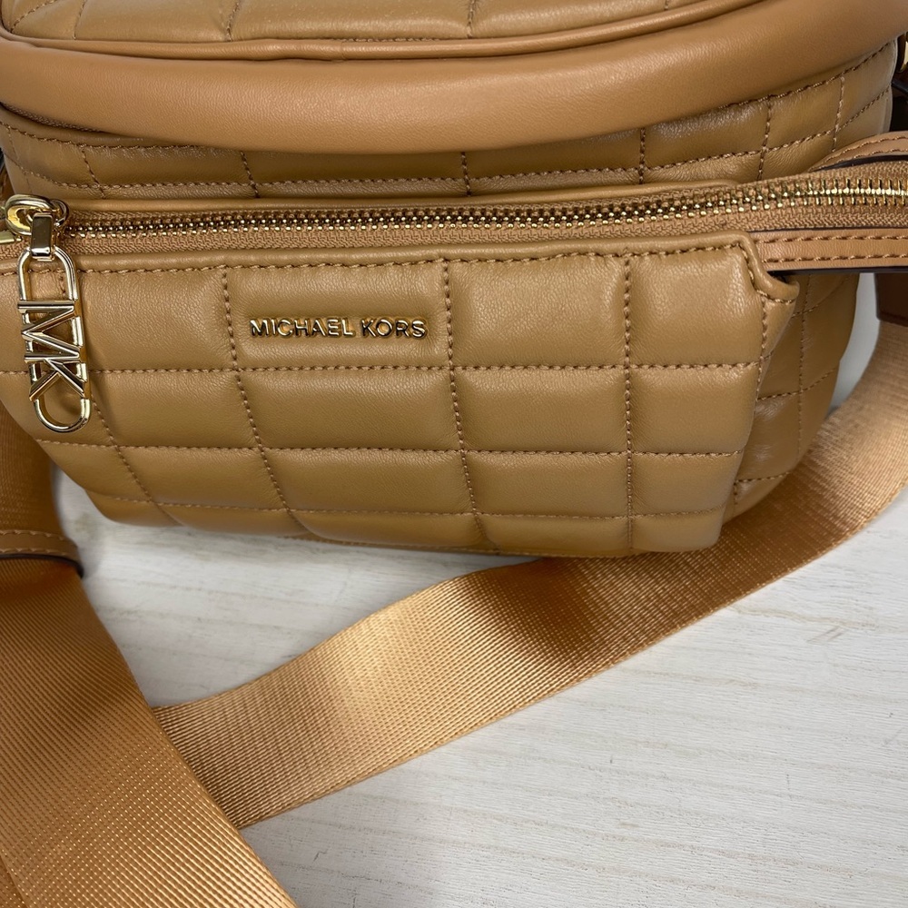 Michael Kors Slater Medium Leather Sling Pack Chain Messenger Travel Casual - Picture 4 of 12